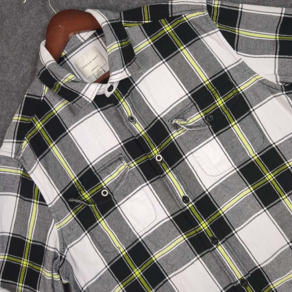 American Eagle Mens Large Classic Fit Plaid Button Up Shirt Black White Neon L